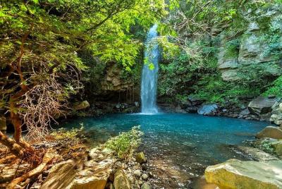 Blue Water Personalized Waterfall & Hot Springs Hike Blue Water Personalized Waterfall & Hot Springs Hike