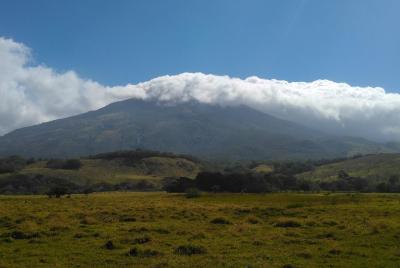 Volcano Crater Tour and Waterfalls Volcano Crater Tour and Waterfalls
