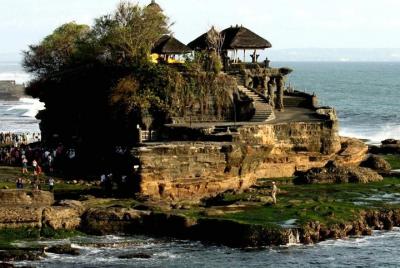 Tanah Lot Temple Sunset Tour (Half Day) Tanah Lot Temple Sunset Tour (Half Day)