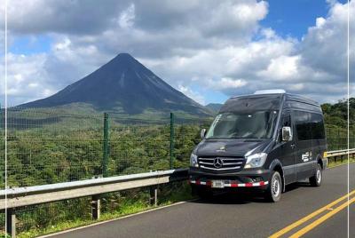 Shared Shuttle from San Jose Int Shared Shuttle from San Jose Int'l Airport to Manuel Antonio | AM