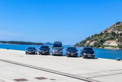 Private Airport Transfer in Dubrovnik - Luxury Car