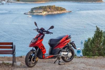 Scooter 50cc rental Hvar