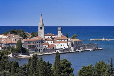 Discover Porec and Pula including Pula Amphiteatre visit and lunc Discover Porec and Pula including Pula Amphiteatre visit and lunc