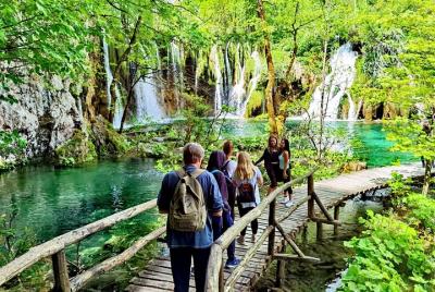 Plitvice Lakes National Park Economy Group Tour from Split or Tro