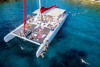 Catamaran cruise to Blue Lagoon with Food and unlimited Drinks