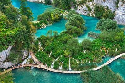Zagreb - Turanj (War Museum) - Plitvice Lakes National Park Zagreb - Turanj (War Museum) - Plitvice Lakes National Park