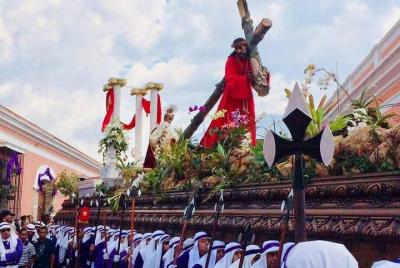 Semana Santa Good Friday Processions Tour