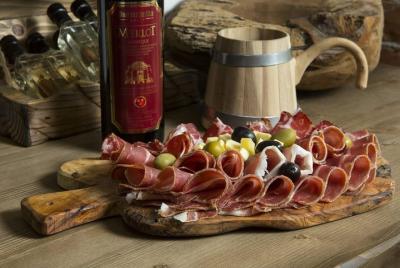 Zagreb Food Tour - Yummy in Your Tummy (Small Group) Zagreb Food Tour - Yummy in Your Tummy (Small Group)