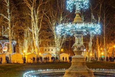 Christmas Market Small-Group Walking Tour in Zagreb Christmas Market Small-Group Walking Tour in Zagreb
