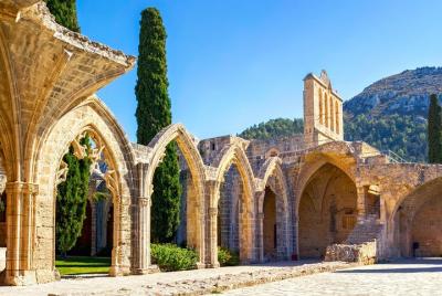 Kyrenia tour plus St Hilarion Castle, Bellapais Abbey and more, lunch included Kyrenia tour plus St Hilarion Castle, Bellapais Abbey and more, lunch included