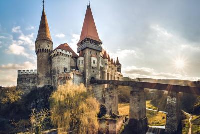 Private day trip to Corvin Castle and Alba Carolina Fortress from