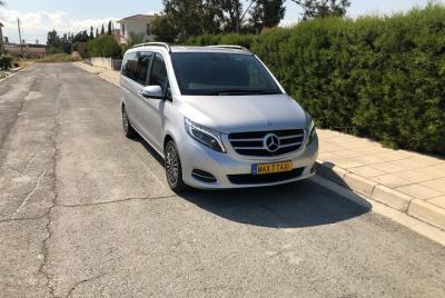 Private Transfer from Nicosia to Larnaca Airport in 6 seater Taxi Private Transfer from Nicosia to Larnaca Airport in 6 seater Taxi
