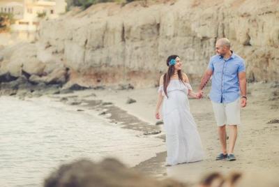 Private Photo Session with a Local Photographer in Protaras