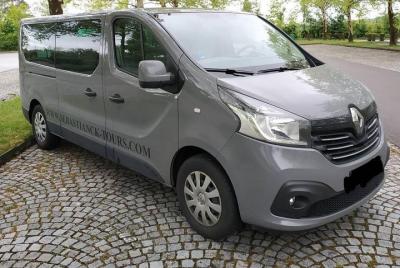 Daily Door to Door Shared Shuttle bus from Cesky Krumlov to Vienn Daily Door to Door Shared Shuttle bus from Cesky Krumlov to Vienn