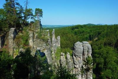 Small-Group Bohemian Paradise Full-Day Tour with Lunch