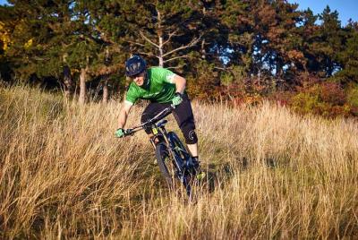 Epic views mountain bike tour