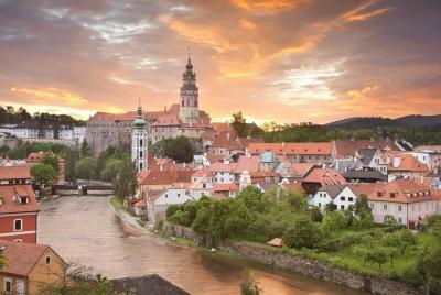 Private One-Way Sightseeing Trip From Prague to Vilshofen Via Cesky Krumlov