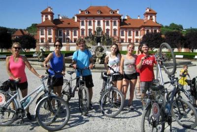 RIVER BIKE TOUR to TROJA CHATEAU - parks & beer garden bike tour RIVER BIKE TOUR to TROJA CHATEAU - parks & beer garden bike tour