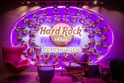 Skip the Line: Hard Rock Cafe Copenhagen Including Meal Skip the Line: Hard Rock Cafe Copenhagen Including Meal