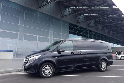 Prague Airport Private Departure Transfer Prague Airport Private Departure Transfer