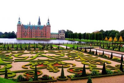 Private Shore Excursion: Highlights of Copenhagen and North Zeala