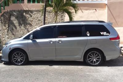 Taxi service & airport transfer Taxi service & airport transfer