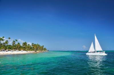 Happy Hour Sailing Cruise from Punta Cana Happy Hour Sailing Cruise from Punta Cana