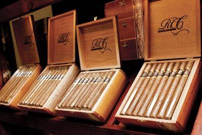 Shopping Tour (Cigars and chocolate factory, souvenirs, rum, coffee)