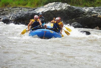 Rafting Baños Ecuador level III + and IV 25.00 USD Rafting Baños Ecuador level III + and IV 25.00 USD