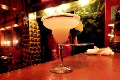 Night Tour in Guayaquil with Drinks at La Paleta Bar