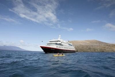Galapagos Islands Cruise: 5-Day Northern Itinerary Aboard  Galapagos Islands Cruise: 5-Day Northern Itinerary Aboard 'Santa Cruz II'