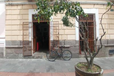 HIPstoric Quito Day Tour 