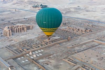 Enjoy Hot Air Balloon,Valley of the kings,Hatshepsut temple in Lu Enjoy Hot Air Balloon,Valley of the kings,Hatshepsut temple in Lu
