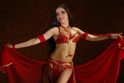 Nile Dinner Cruise in Cairo with Belly Dancing and Hotel Transfer