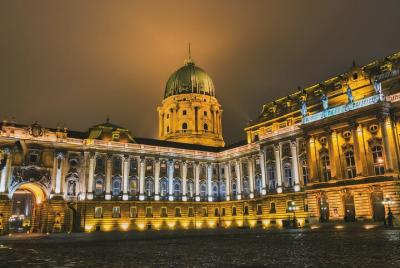 Private Photography Tour in Budapest with Professional Guide and  Private Photography Tour in Budapest with Professional Guide and