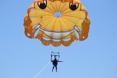 30-Minute Parasailing Adventure in Hurghada with Hotel Pickup 30-Minute Parasailing Adventure in Hurghada with Hotel Pickup