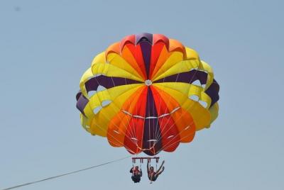 Parasailing 