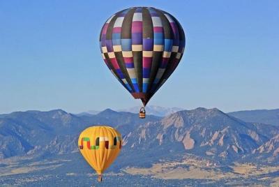 Sunrise Hot Air Balloon Ride with shopping tour Sunrise Hot Air Balloon Ride with shopping tour