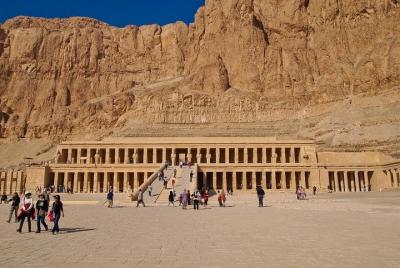 2-Day Private Tour: Luxor West and East Bank, Karnak Temple Valle 2-Day Private Tour: Luxor West and East Bank, Karnak Temple Valle