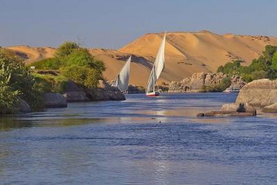 Nile River Felucca Ride in Luxor Nile River Felucca Ride in Luxor