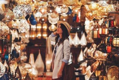 Visit Giza pyramids and Sphinx and Egyptian museum and old market Visit Giza pyramids and Sphinx and Egyptian museum and old market