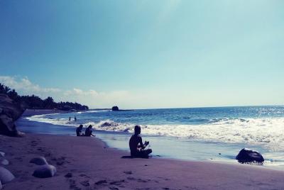 Airport Layover Tour: El Salvador Fish Market + El Tunco Beach +  Airport Layover Tour: El Salvador Fish Market + El Tunco Beach +