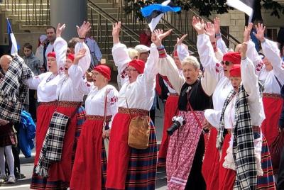 Woman's special tour in Tallinn