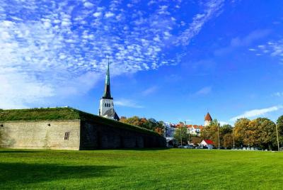 Private Tallinn tour with ParisRio Local Guide