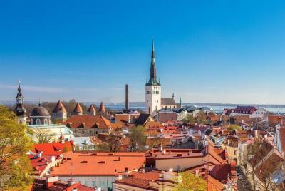 Scavenger hunt through the old town of Tallinn