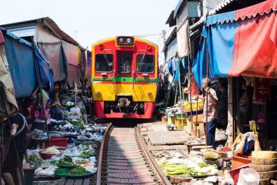 Risky Market And Amphawa Floating Market + Hotel Pick Up And Drop