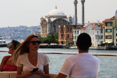 Istanbul Lunch Cruise on Bosphorus and Black Sea Istanbul Lunch Cruise on Bosphorus and Black Sea