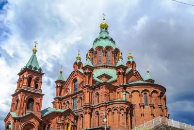 Discover Helsinki in 60 minutes with a Local Discover Helsinki in 60 minutes with a Local