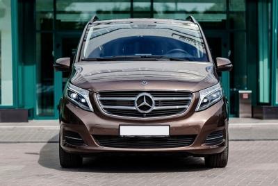 Private Transfer Helsinki-Vantaa Airport to Helsinki City