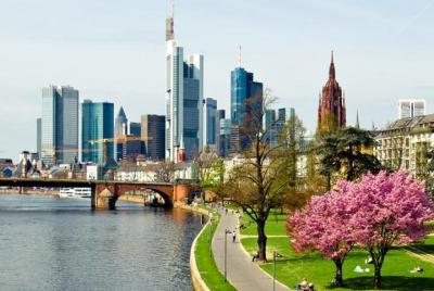 Frankfurt Layover Private Sightseeing Tour with Round-Trip Airpor Frankfurt Layover Private Sightseeing Tour with Round-Trip Airpor